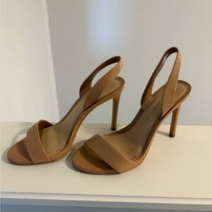 Gianni Bini Nude Heels